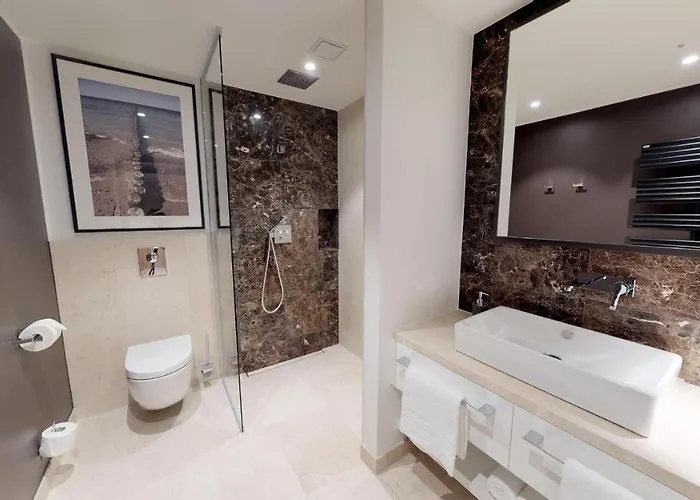 White Pearl 1.09 Apartment *